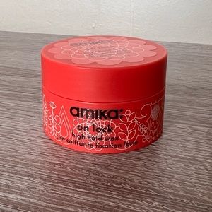 Amika on lock high hold wax 50 ml/ 1.7 oz